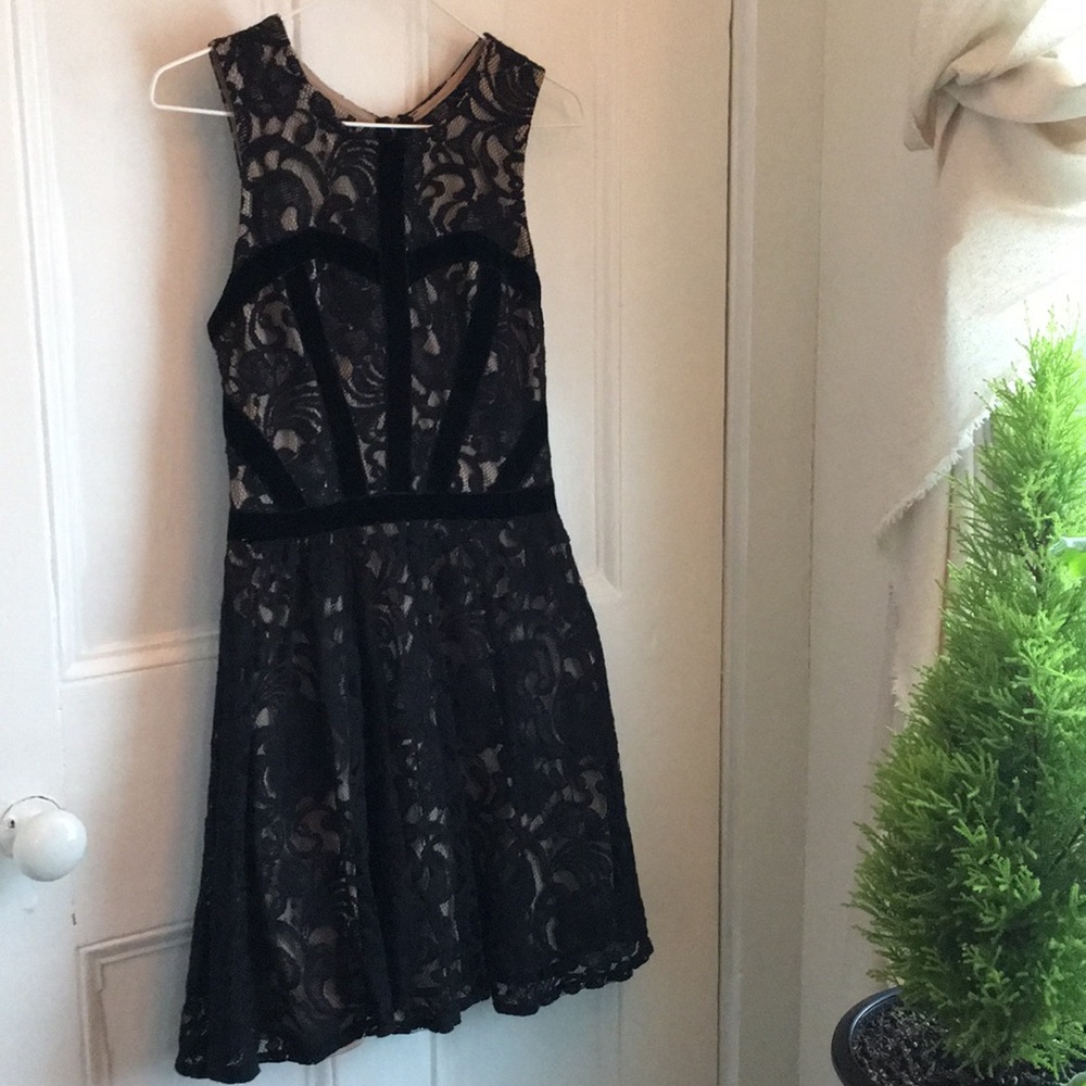 Lace + Velvet Mini Dress: Lined w/Unlined Back 🔥